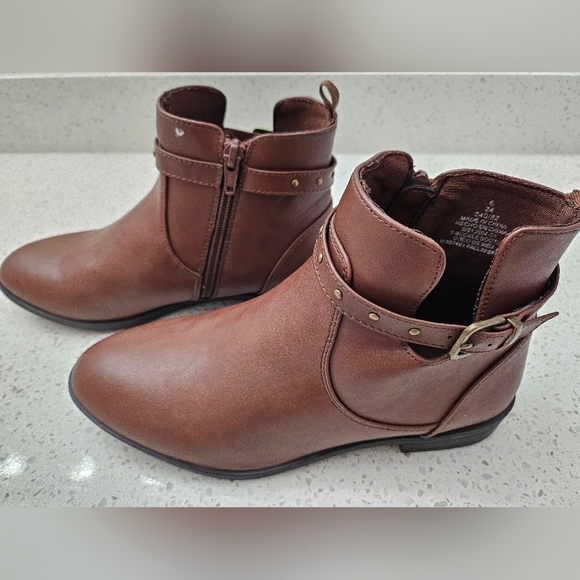 COPY - Brown ankle boots - brand new NWOT - Picture 6 of 6